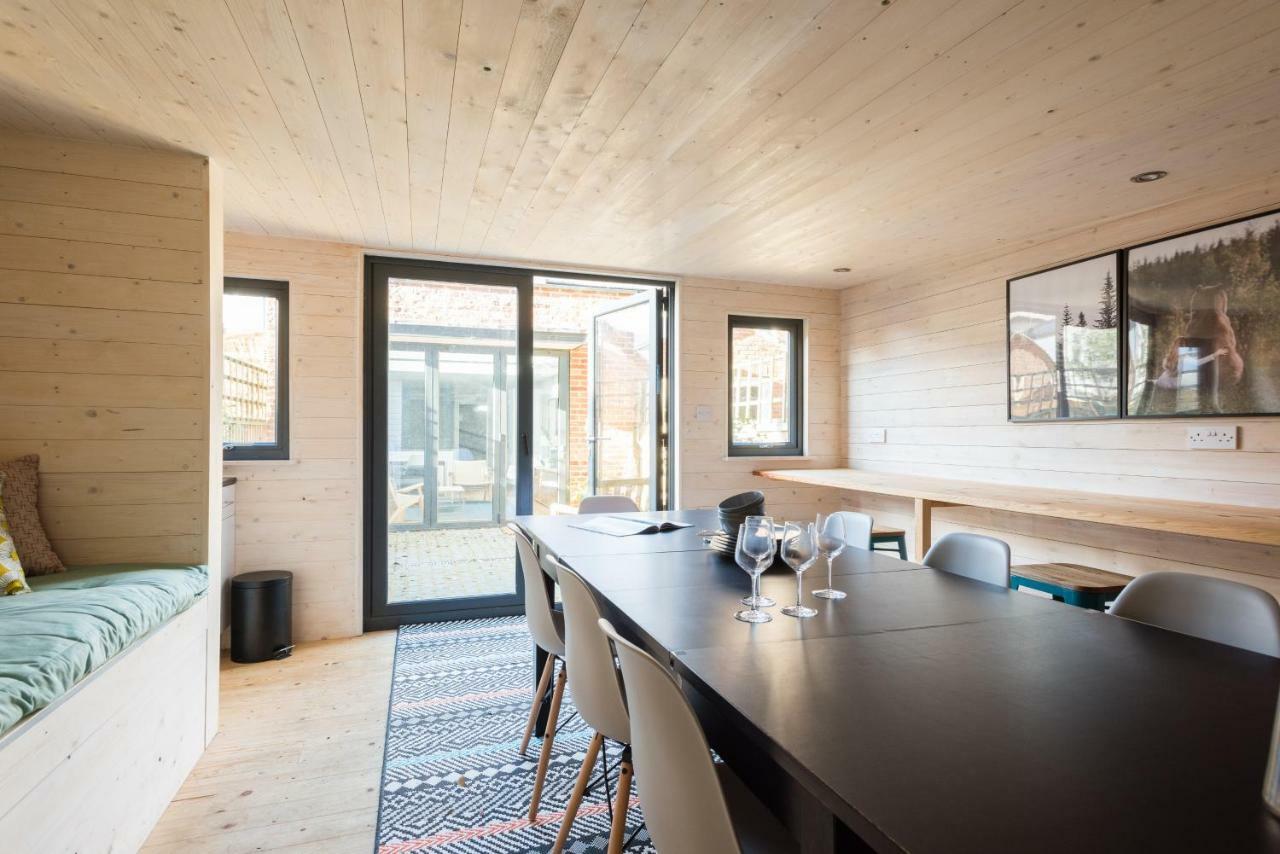 The Navy Court - Scandinavian Inspired 4Bdr Home Оксфорд Екстериор снимка
